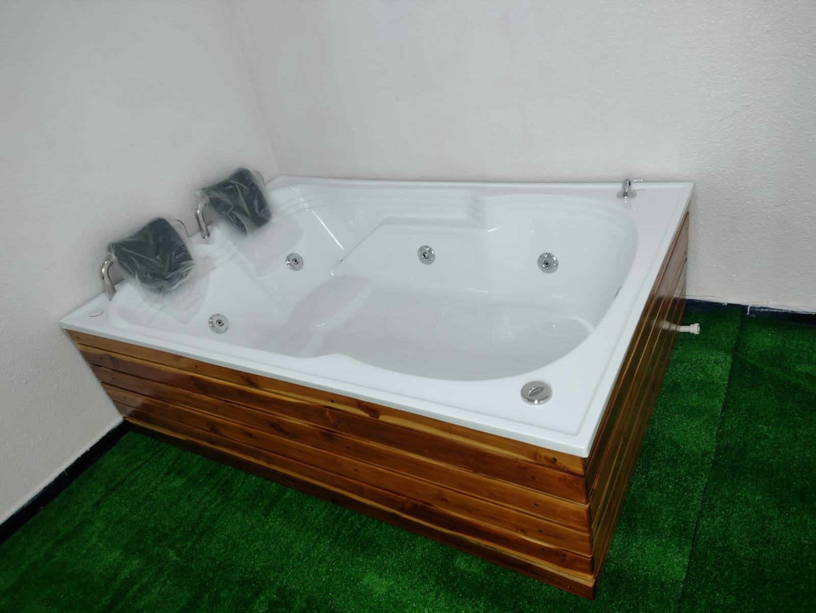 Jacuzzi Milenium
